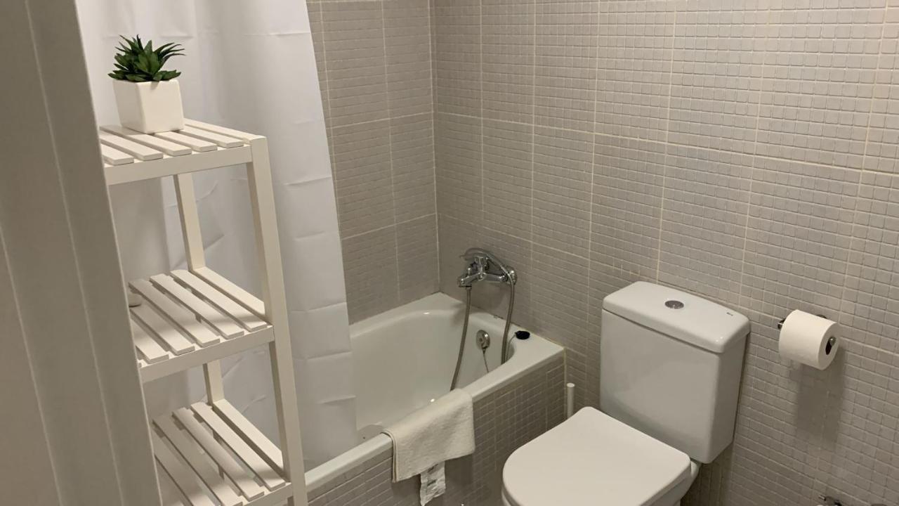 Estupendo Estudio Al Lado De Plaza La Merced Málaga Exterior foto